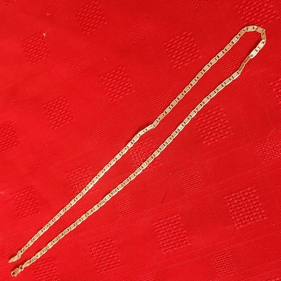 YGI Gold Women's Chain Necklace - Picture 7 of 7